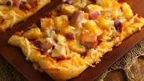 Hawaiian BBQ Pizza Hawaiian BBQ Pizza