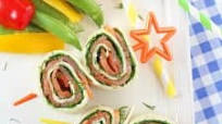 Salmon, Cream Cheese & Spinach Pinwheels Salmon, Cream Cheese & Spinach Pinwheels