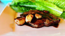 Pork Chops with Garlic and Wine Pork Chops with Garlic and Wine
