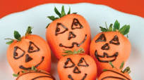 Chocolate Covered Strawberry Pumpkins Chocolate Covered Strawberry Pumpkins