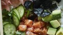 Spicy Salmon Sushi Bowls Spicy Salmon Sushi Bowls