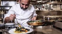 Sea bass, mussel and white wine curry Sea bass, mussel and white wine curry