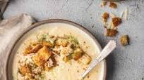 Ultra Silky Cauliflower-Cheddar Soup with Garlic Butter Croutons Ultra Silky Cauliflower-Cheddar Soup with Garlic Butter Croutons