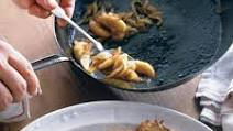 Pork Cutlets with Apples & Onions Pork Cutlets with Apples & Onions