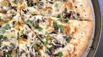 Caramelized Onion & Mushroom White Pizza Caramelized Onion & Mushroom White Pizza
