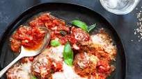 Mozzarella-Stuffed Meatballs in Tomato Sauce Mozzarella-Stuffed Meatballs in Tomato Sauce