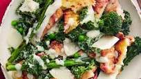 Chargrilled chicken & kale Caesar salad Chargrilled chicken & kale Caesar salad