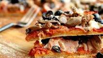 Easy Traditional Pizza with Homemade Sauce Easy Traditional Pizza with Homemade Sauce