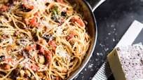 Spaghetti Puttanesca Spaghetti Puttanesca