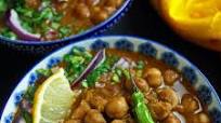 Chana Masala / Chole Bhature - Vegan Chickpea Curry Chana Masala / Chole Bhature - Vegan Chickpea Curry