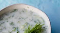 Turkish Vegan Tzatziki: Cacık Turkish Vegan Tzatziki: Cacık