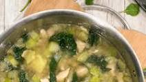 Savory Chicken Tinola with Spinach | Filipino Ginger-Chicken Soup Savory Chicken Tinola with Spinach | Filipino Ginger-Chicken Soup