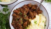 Hungarian Beef Goulash – Authentic Hungarian Goulash Recipe Hungarian Beef Goulash – Authentic Hungarian Goulash Recipe