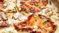 Easy Creamy Pork Chops Easy Creamy Pork Chops