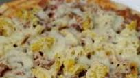 Grilled Hawaiian Pizza Grilled Hawaiian Pizza