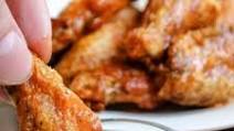 Air Fryer Chicken Wings with Buffalo Sauce Air Fryer Chicken Wings with Buffalo Sauce