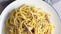 Garlic and Parmesan Pasta with Pancetta and Black Pepper Garlic and Parmesan Pasta with Pancetta and Black Pepper
