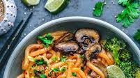 Udon Noodle and Veggie Bowl Udon Noodle and Veggie Bowl