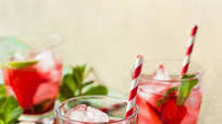 Copycat Strawberry Acai Refresher Copycat Strawberry Acai Refresher