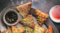 Crispy Shrimp Toast with Sweet and Spicy Dipping Sauce Crispy Shrimp Toast with Sweet and Spicy Dipping Sauce