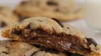 Nutella Stuffed Chocolate Chip Cookies Nutella Stuffed Chocolate Chip Cookies