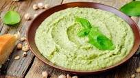 Refreshing Homemade Basil Hummus Refreshing Homemade Basil Hummus