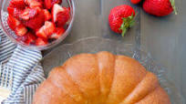 Easy Sour Cream Pound Cake Easy Sour Cream Pound Cake