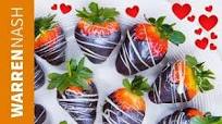 BOOZY Chocolate Covered Strawberries WITH GLITTER - Valentine’s Day Recipes BOOZY Chocolate Covered Strawberries WITH GLITTER - Valentine’s Day Recipes