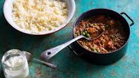 Lebanese stew with peas and rice (bazella w riz) Lebanese stew with peas and rice (bazella w riz)
