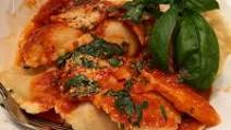 Easiest, freshest crockpot tomato sauce Easiest, freshest crockpot tomato sauce