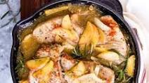 Pork Chops with Apples and Onions Pork Chops with Apples and Onions