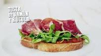 Tosta de jamón y rúcula - Hogarmania Tosta de jamón y rúcula - Hogarmania