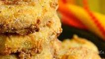 The BEST Fried Green Tomatoes with Garlic and Buttermilk Sauce The BEST Fried Green Tomatoes with Garlic and Buttermilk Sauce
