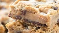 Gooey Peanut Butter Chocolate Chip Cookie Bars Gooey Peanut Butter Chocolate Chip Cookie Bars