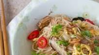 Fried Bee Hoon (Rice Vermicelli) with Canned Stewed Pork Recipe Fried Bee Hoon (Rice Vermicelli) with Canned Stewed Pork Recipe