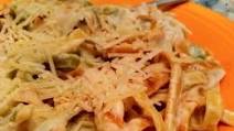 Low-Fat Fettuccine Alfredo Low-Fat Fettuccine Alfredo