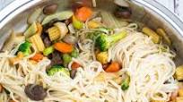 Udon Noodles & Veggies Udon Noodles & Veggies