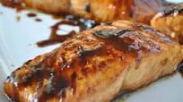 5-Ingredient Easy Glazed Salmon Recipe 5-Ingredient Easy Glazed Salmon Recipe