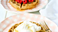 Healthy Gluten-Free Banana Oat Waffles Healthy Gluten-Free Banana Oat Waffles