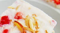 Strawberry yogurt bark Strawberry yogurt bark