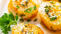 Pan Seared Scallops Recipe With Garlic Butter Pan Seared Scallops Recipe With Garlic Butter