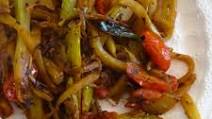Spiced Fennel and Cabbage with Tomato and Curry Leaves Spiced Fennel and Cabbage with Tomato and Curry Leaves