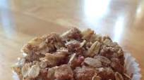 Rhubarb Crisp Muffins Rhubarb Crisp Muffins
