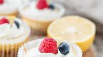 Mini Lemon Cheesecakes Mini Lemon Cheesecakes