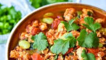Instant Pot / Slow Cooker Buffalo Chicken Chili (Low FODMAP, Paleo / Whole30 Option) Instant Pot / Slow Cooker Buffalo Chicken Chili (Low FODMAP, Paleo / Whole30 Option)