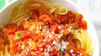 Spaghetti with Fresh Tomato Sauce Spaghetti with Fresh Tomato Sauce