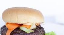 Spicy Thai Burger with Sweet Chili Mayo Spicy Thai Burger with Sweet Chili Mayo