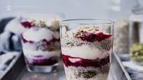 Low-Carb Chia Berry Yogurt Parfaits Low-Carb Chia Berry Yogurt Parfaits