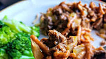 Mom's Hamburger Chow Mein Mom's Hamburger Chow Mein