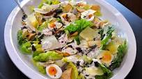 Crunchy Caesar Salad with Chicken & Pancetta Crunchy Caesar Salad with Chicken & Pancetta